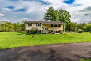 125 E Dark Hollow Rd, Tinicum Twp, PA 18947 - Photo 2