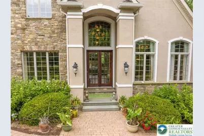 2690 Imperial Crest Lane, Lower Saucon Township, PA 18055 - Photo 4