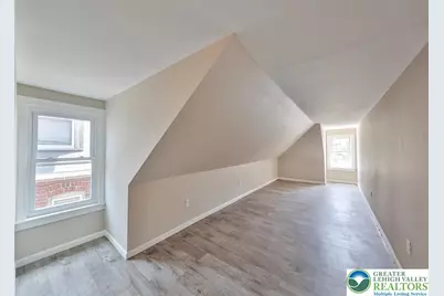 633 W Wilkes Barre Street, Easton, PA 18042 - Photo 24