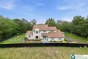 222 Martha Ln, Tunkhannock Twp, PA 18610 - Photo 2