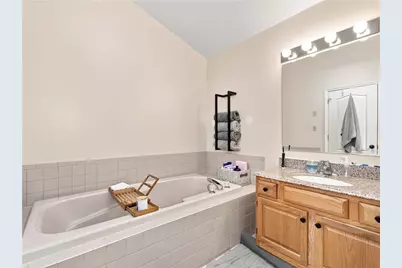 324 Surrey Place #324, Macungie Boro, PA 18062 - Photo 34