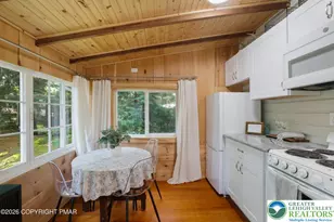221 John St, Pocono Pines, PA 18350 - Photo 14