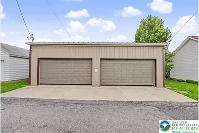 1747 W Union Boulevard, Bethlehem City, PA 18018 - Photo 12