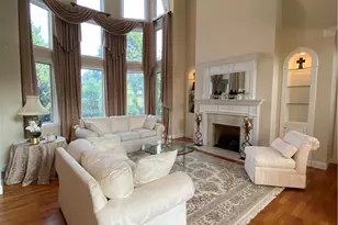 2707 Apple Valley Cir, South Whitehall Township, PA 18069 - Photo 6