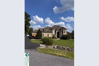 2707 Apple Valley Circle, South Whitehall Township, PA 18069 - Photo 4
