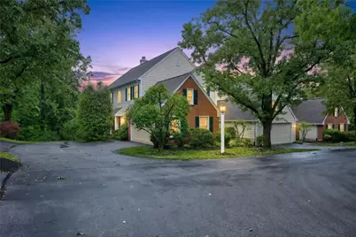 144 Carters Grove, Malvern, PA 19355 - Photo 2