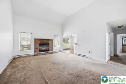 86 E Northpark Drive, Middle Smithfield, PA 18302 - Photo 10