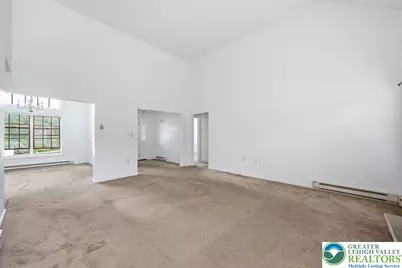 86 E Northpark Drive, Middle Smithfield, PA 18302 - Photo 16