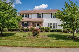 4023 Danberry Dr, Bethlehem Township, PA 18045 - Photo 4