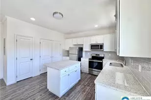 315 E Stone Alley, Alburtis Boro, PA 18011 - Photo 4