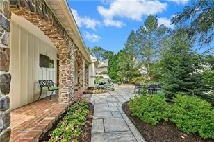 2048 Forge Run, Bethlehem City, PA 18015 - Photo 4