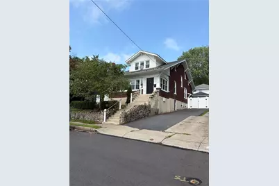 7 E Plainfield Avenue, Pen Argyl, PA 18072 - Photo 1