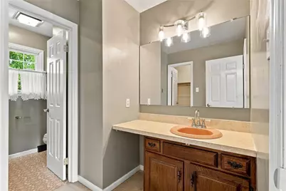 2302 Stonewall Drive, Lower Macungie Township, PA 18062 - Photo 24