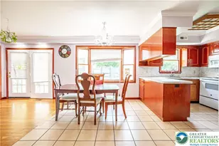 1142 Tremont Street E, Allentown City, PA 18109 - Photo 10