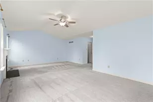 8100 Cross Creek Cir W, Upper Macungie Township, PA 18031 - Photo 24