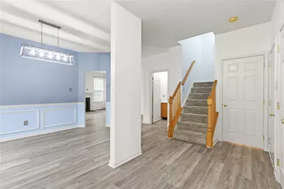 8100 Cross Creek Circle W, Upper Macungie Township, PA 18031 - Photo 6