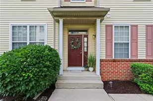 8100 Cross Creek Cir W, Upper Macungie Township, PA 18031 - Photo 4