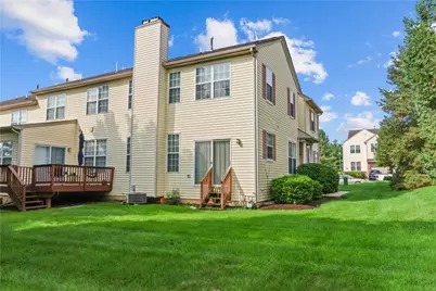 8100 Cross Creek Circle W, Upper Macungie Township, PA 18031 - Photo 18