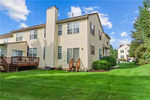 8100 Cross Creek Cir W, Upper Macungie Township, PA 18031 - Photo 18