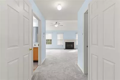 8100 Cross Creek Circle W, Upper Macungie Township, PA 18031 - Photo 22