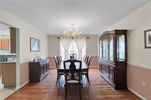 835 Rebecca Ln, Upper Macungie Township, PA 18069 - Photo 8