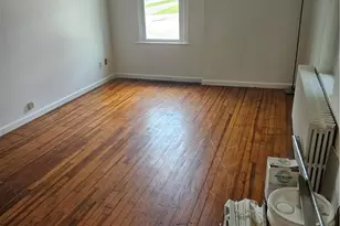 322 E Market St, Bethlehem City, PA 18018 - Photo 2