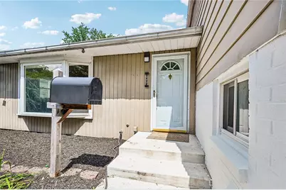 2428 Nottingham Road, Bethlehem, PA 18017 - Photo 2