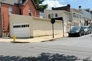 1044 W Liberty St, Allentown City, PA 18102 - Photo 1