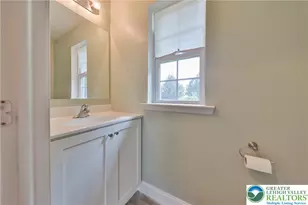 312 Central Park Ave, Bethlehem City, PA 18018 - Photo 10
