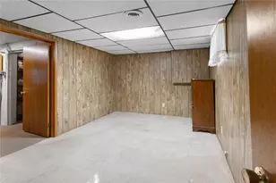 4992 Lehigh Rd, Lower Mt Bethel Twp, PA 18040 - Photo 12