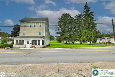 726 Garibaldi Avenue, Roseto Boro, PA 18013 - Photo 1