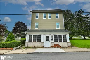 726 Garibaldi Ave, Roseto Boro, PA 18013 - Photo 4