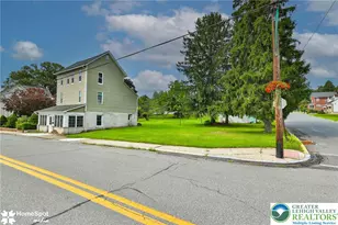726 Garibaldi Ave, Roseto Boro, PA 18013 - Photo 2