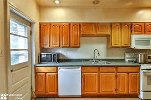 726 Garibaldi Ave, Roseto Boro, PA 18013 - Photo 16