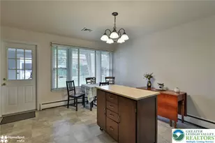 627 N 26th St, Allentown City, PA 18104 - Photo 8
