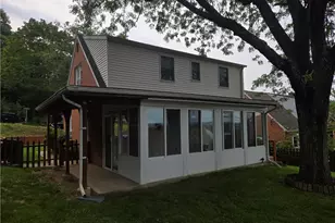 655 Dorothy Ave, Bethlehem City, PA 18015 - Photo 2