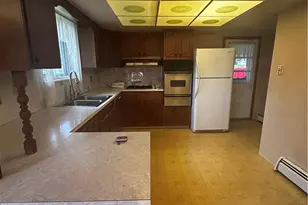 104 Mackie Ln, Taylor, PA 18517 - Photo 8