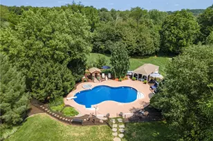 129 Chase Hollow Dr, Bushkill Twp, PA 18064 - Photo 58