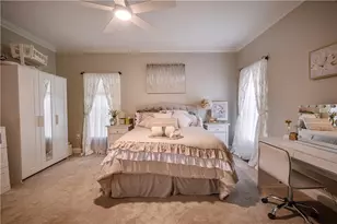 129 Chase Hollow Dr, Bushkill Twp, PA 18064 - Photo 22