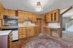 17 S Logan St, McAdoo, PA 18237 - Photo 8