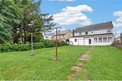 17 S Logan Street, McAdoo, PA 18237 - Photo 2