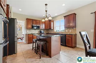 245 E Dell Rd, Bushkill Twp, PA 18014 - Photo 12