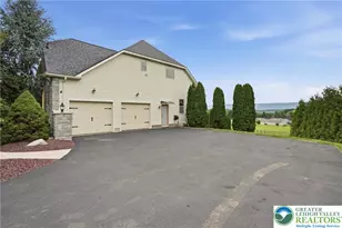 245 E Dell Rd, Bushkill Twp, PA 18014 - Photo 90