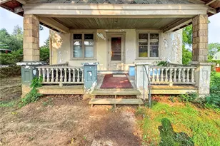 2014 S Aubrey St, Allentown City, PA 18103 - Photo 2