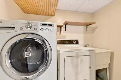 1135 E Susquehanna Street, Salisbury Township, PA 18103 - Photo 28