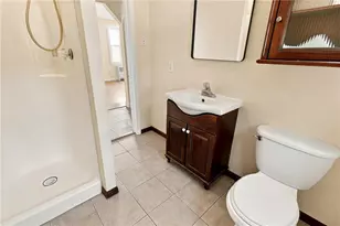 1135 E Susquehanna St, Salisbury Township, PA 18103 - Photo 20