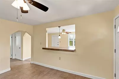1135 E Susquehanna Street, Salisbury Township, PA 18103 - Photo 12