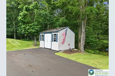 1220 Overlook Court, Chestnuthill Twp, PA 18353 - Photo 10