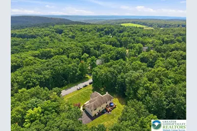 1220 Overlook Court, Chestnuthill Twp, PA 18353 - Photo 18