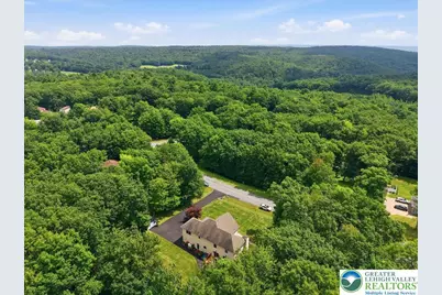 1220 Overlook Court, Chestnuthill Twp, PA 18353 - Photo 16